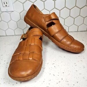 BORN Brown Leather Fisherman Style Mules Women's 8.5 M